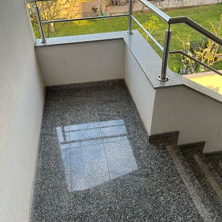 Lukas Apartment *